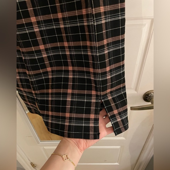 Garage: Plaid Dress - Picture 3 of 4